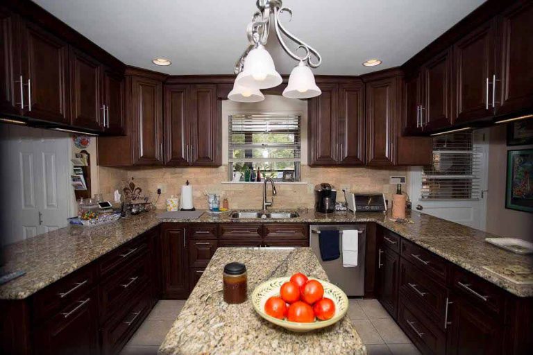 Dark Caramel Solid Wood Cabinets